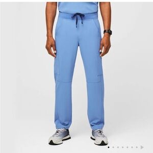Figs Ceil Blue Men's Axim Cargo Scrub Pants Size Large Like New
